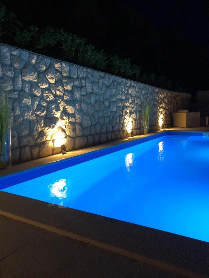 Apartment Natasa Palit ภายนอก รูปภาพ