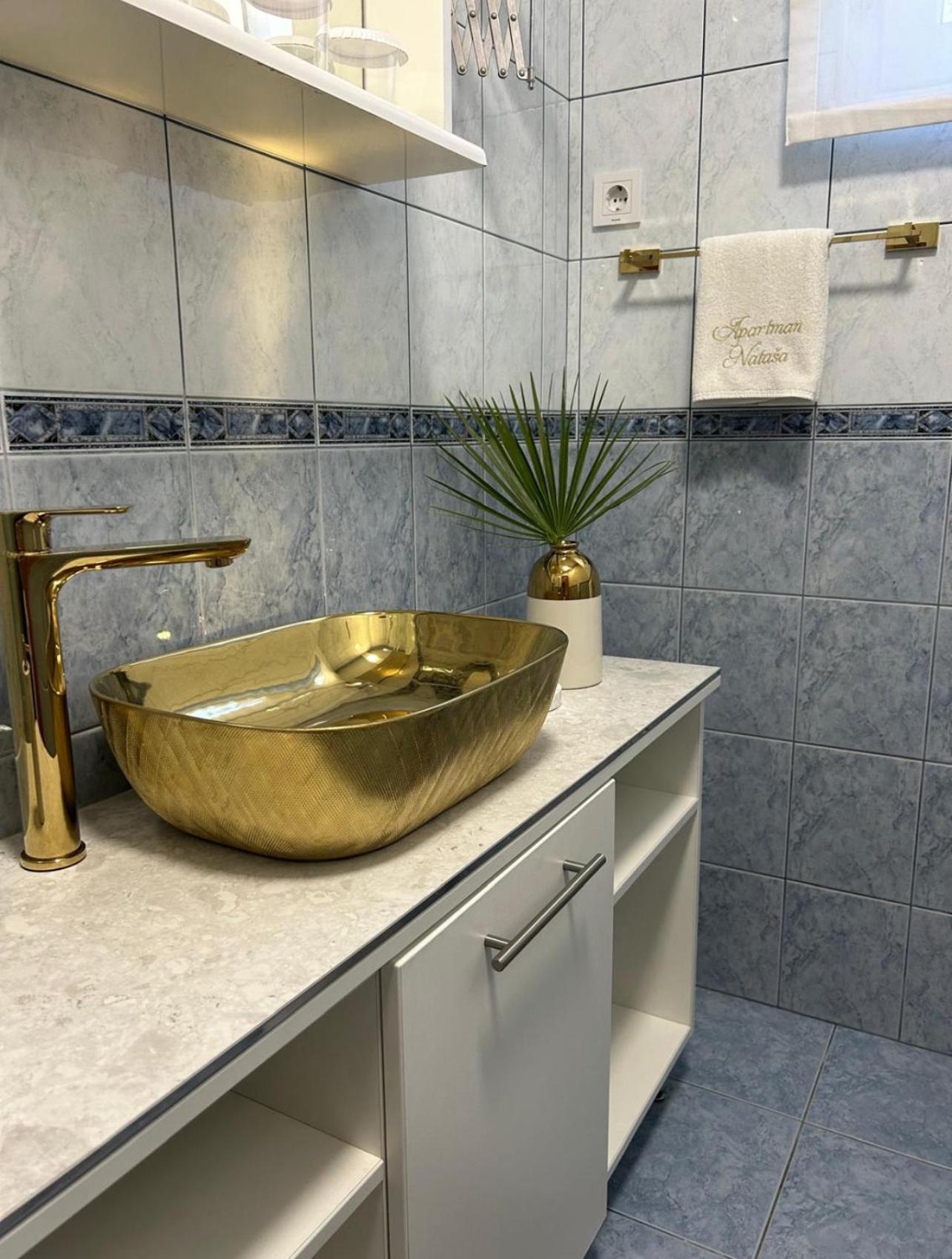 Apartment Natasa Palit ภายนอก รูปภาพ