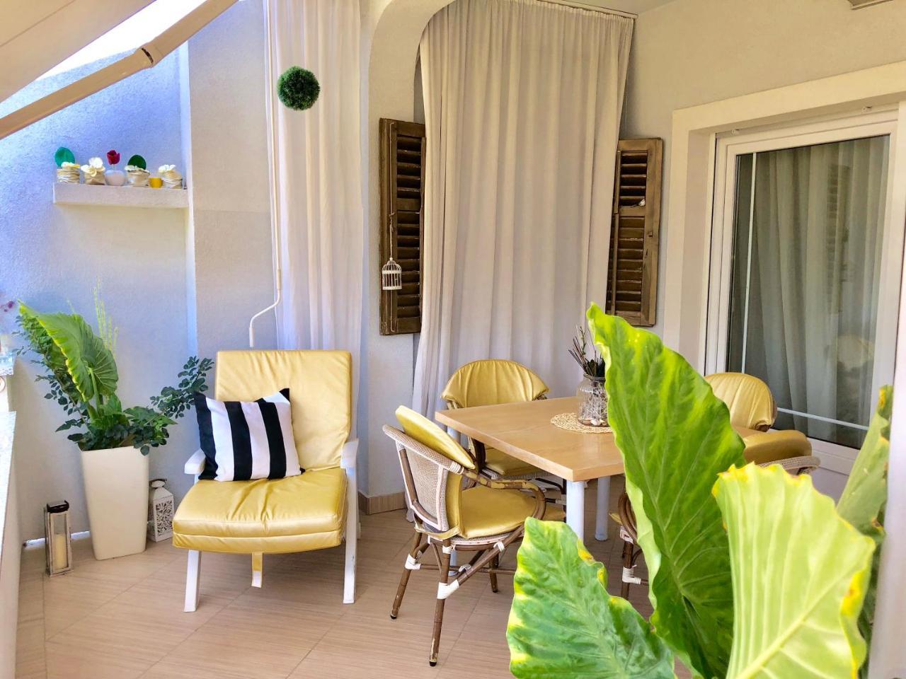 Apartment Natasa Palit ภายนอก รูปภาพ