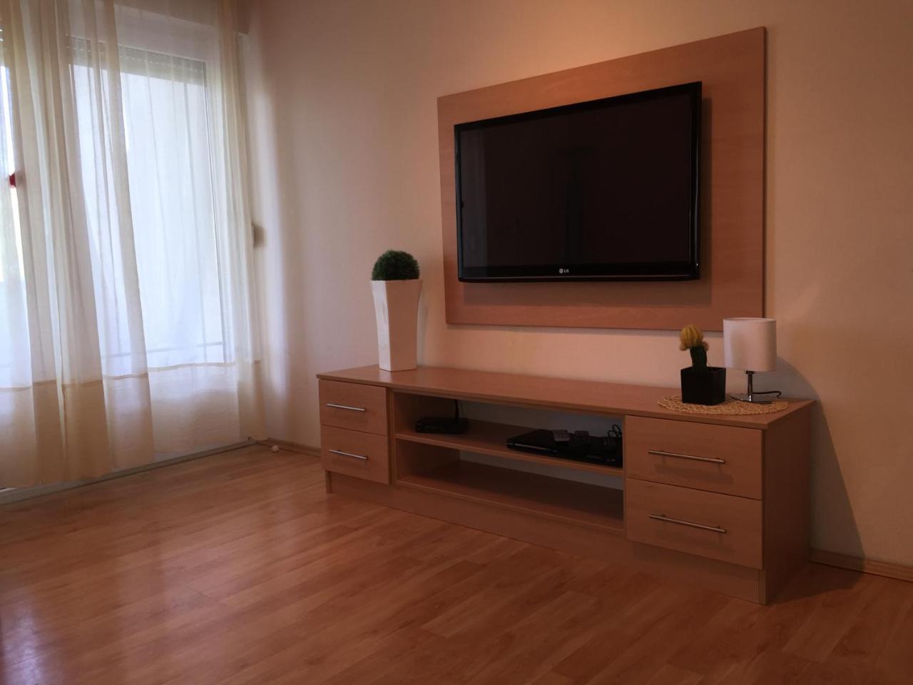 Apartment Natasa Palit ภายนอก รูปภาพ
